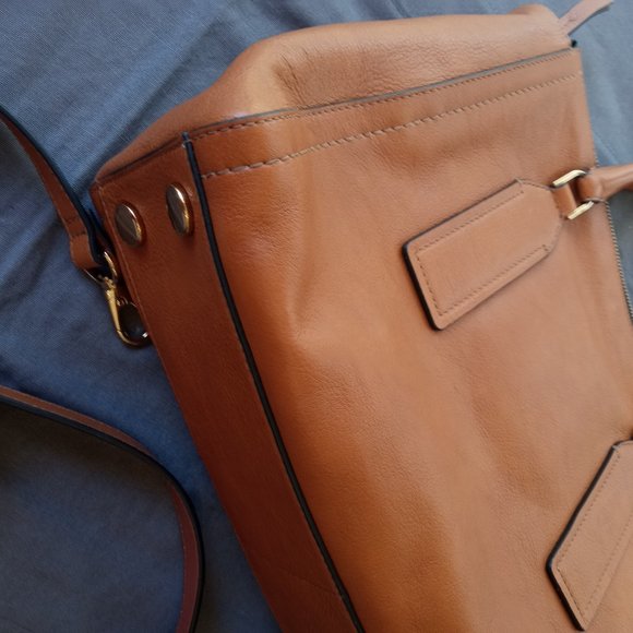 NEW 💝 Fossil  🗝️ Tan Bag - Picture 3 of 8